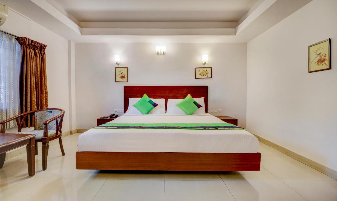 โอโย 15992 เซ็นทรัล โฮเต็ล Hotel Thrissur ภายนอก รูปภาพ