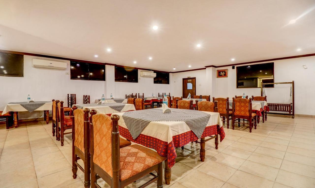 โอโย 15992 เซ็นทรัล โฮเต็ล Hotel Thrissur ภายนอก รูปภาพ